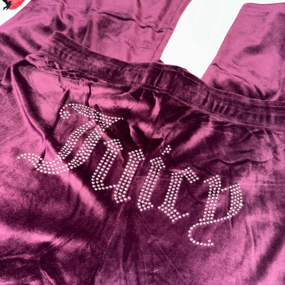 Juicy Couture women’s velvet fleece pajama - Picture 4 of 5